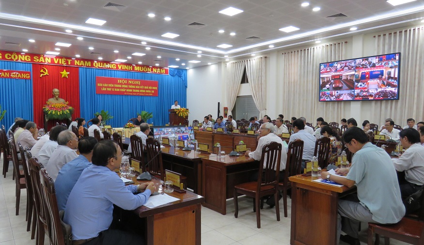 Hoi-nghi-thong-bao-nhanh.jpg