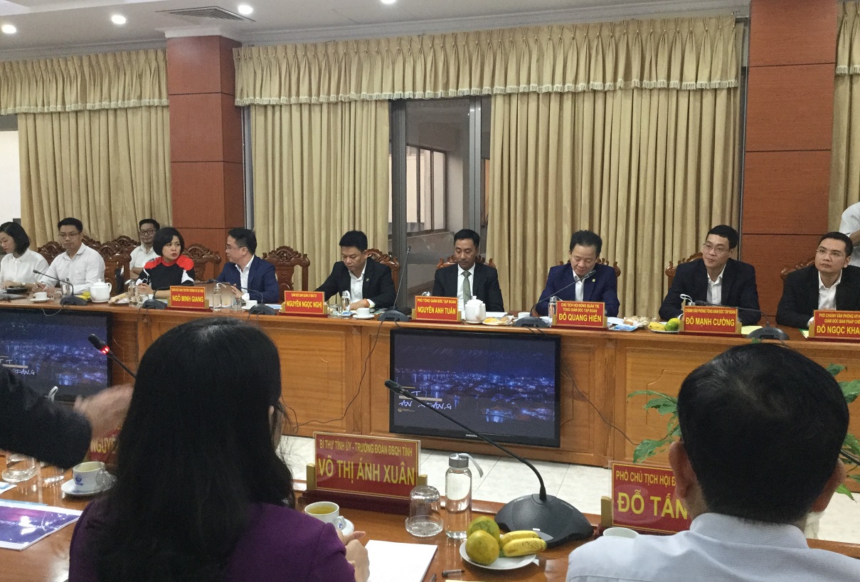 Bi-thu-lam-viec-TT-1.jpg