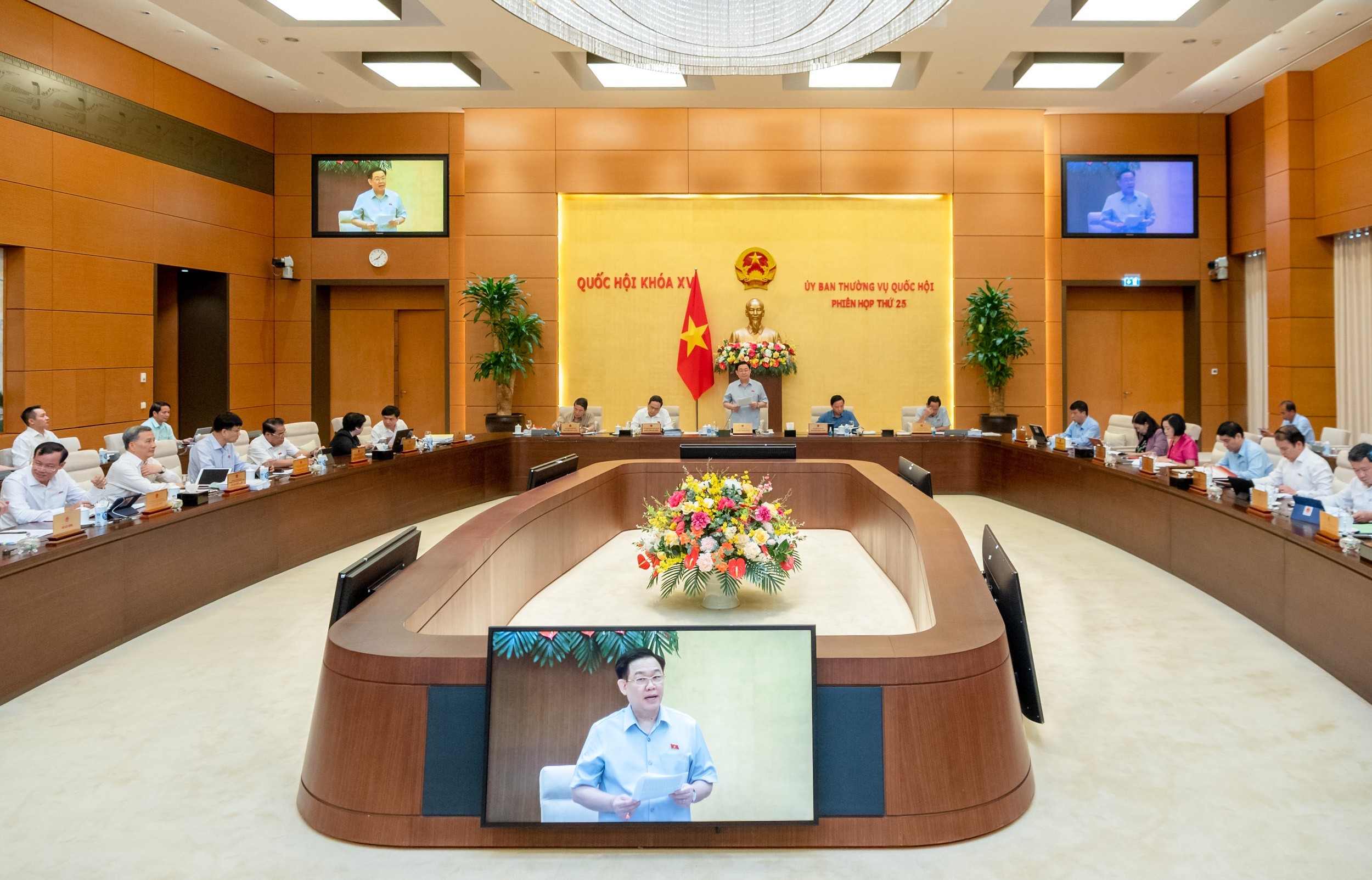 25-8-ubtvqh-1.jpg