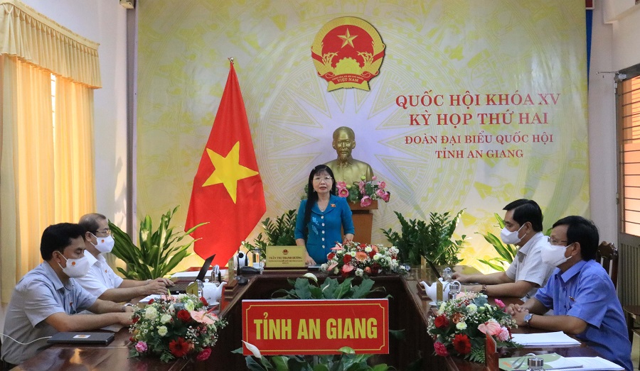 30-QHAG-thaoluandenghi.JPG