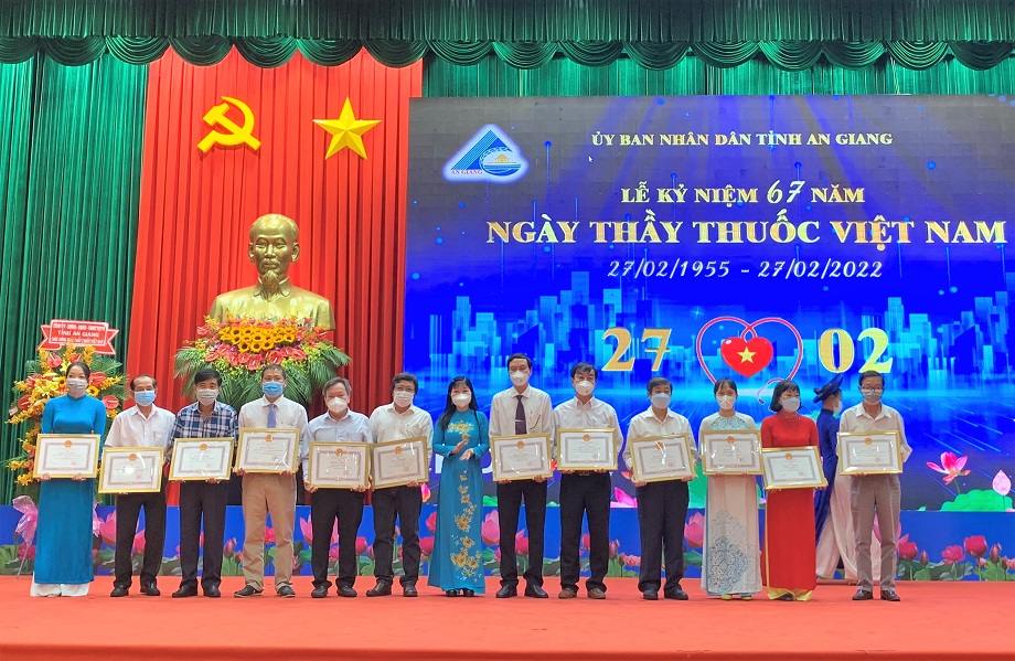 67nam-thaythuocVN-8.jpg