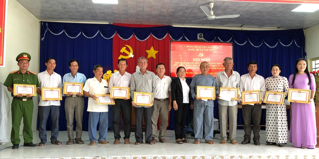 AP-co-Giang-hoctap-bac-4.jpg