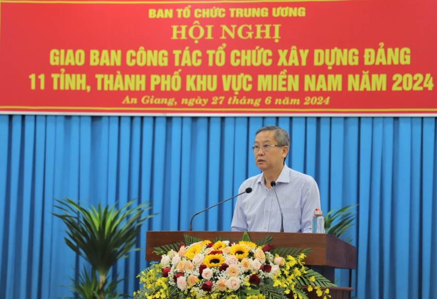 BTCTW-giaoban-cum-nam-2.jpg