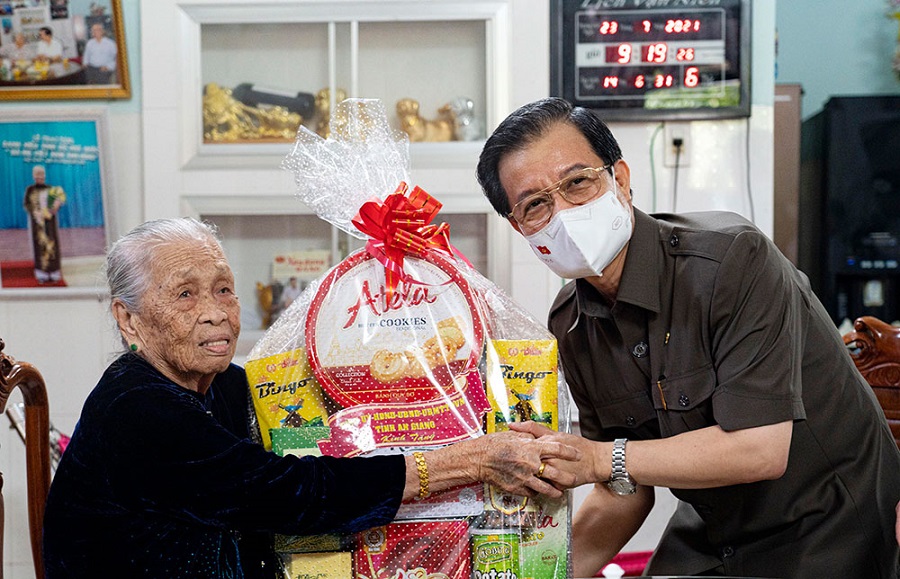 Bi-thu-tham-gdcs-1.jpg
