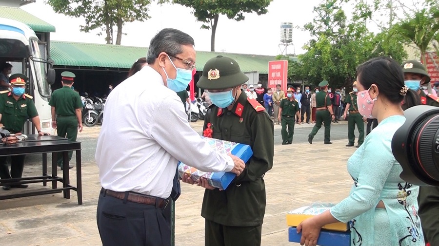 CD-giaoquan-3.jpg