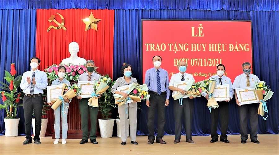 CD-trahuyhieudang7.jpg