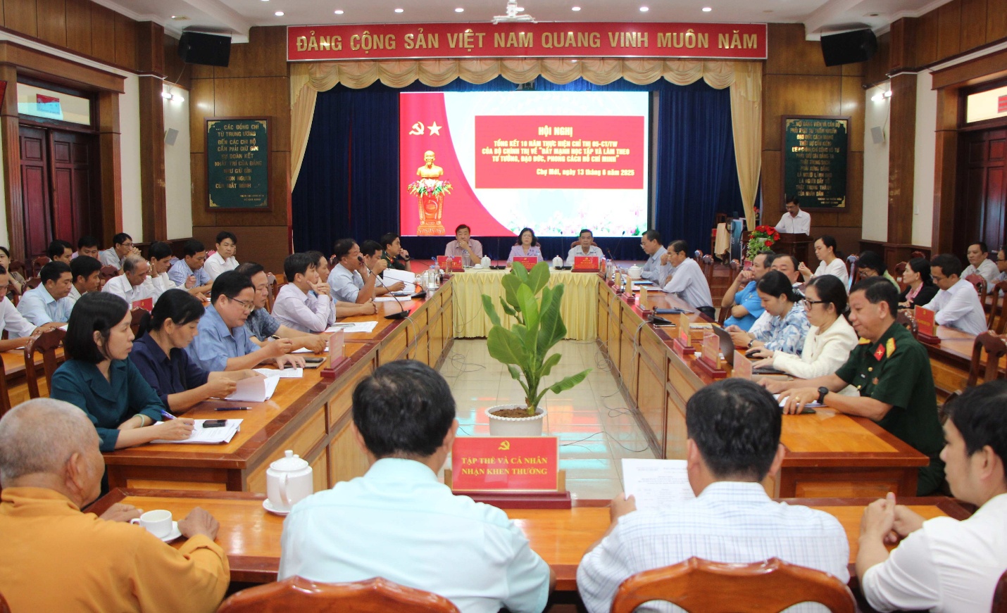 CM-tket-ct05-1.jpg