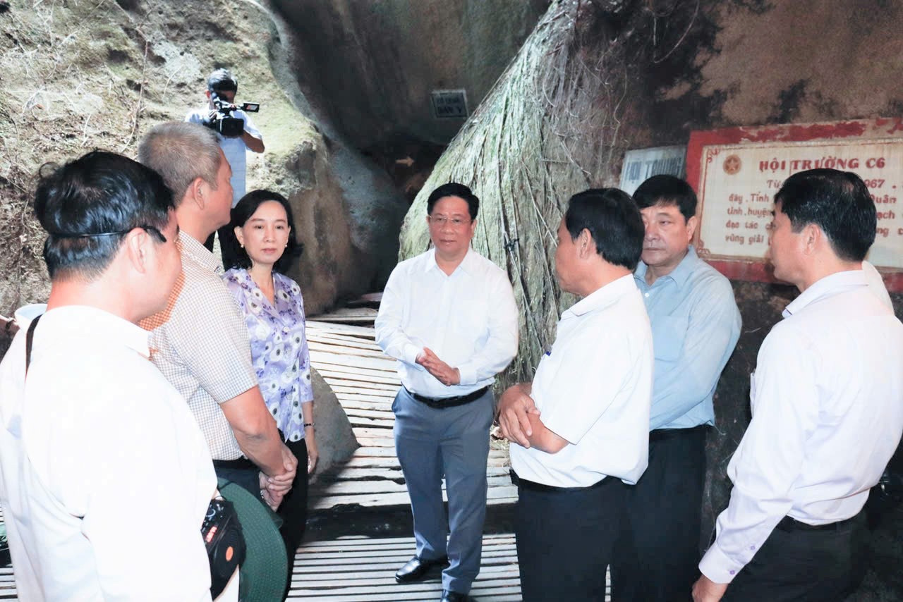 Chutich-tinh-khaosat-tucdup-1.jpg