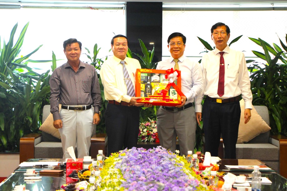 Chutich-tinh-tham-dn24-1.jpg