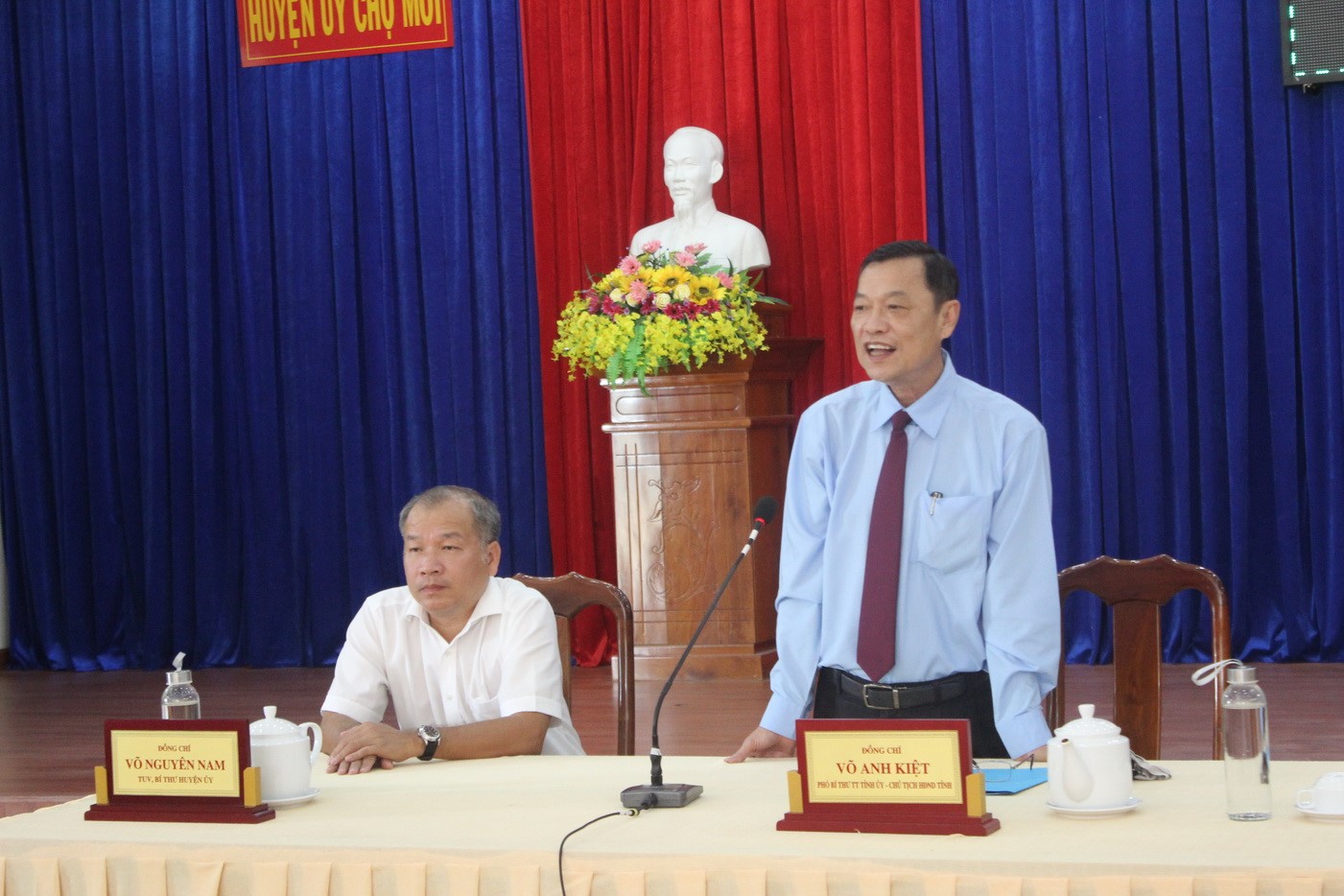 Cong-bo-quyet-dinh-Nhu-Anh1.jpg