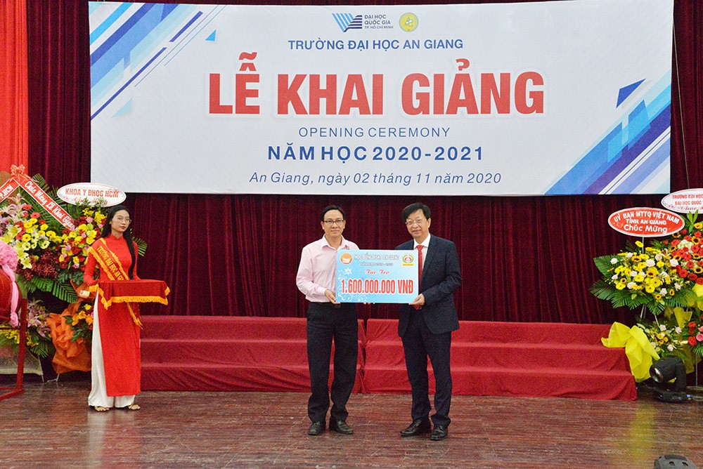 DHAG-khai-giang-3.jpg
