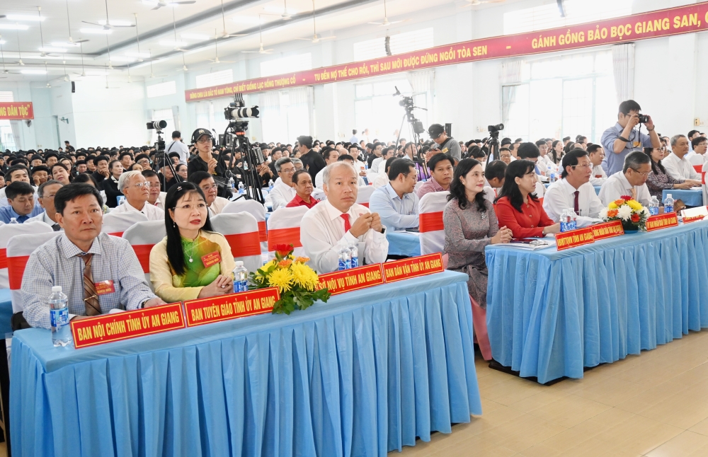 Dai-hoi-PGHH-24-2.jpg