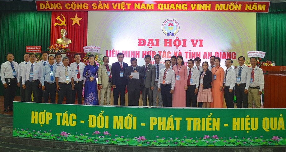 Dai-hoi-Lien-minh-HTX.jpg