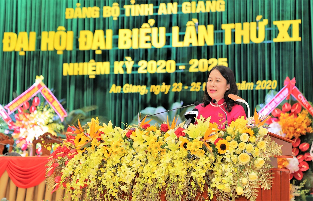 Dai-hoi-tinh-lan11-bithu.jpg