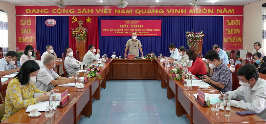 Danvan-Mattran-phoihop.JPG