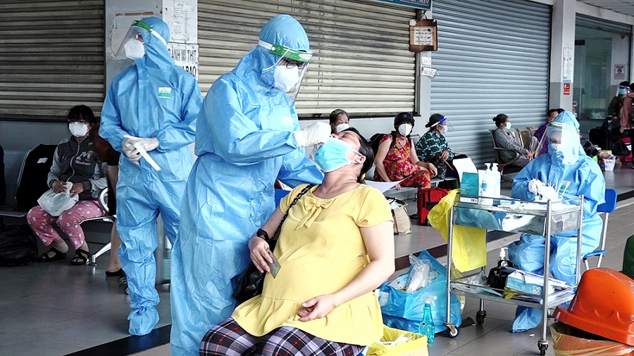 Đón 233 công dân An Giang từ TP. Hồ Chí Minh và các tỉnh: Đồng Nai, Long An, Bình Dương về quê an toàn