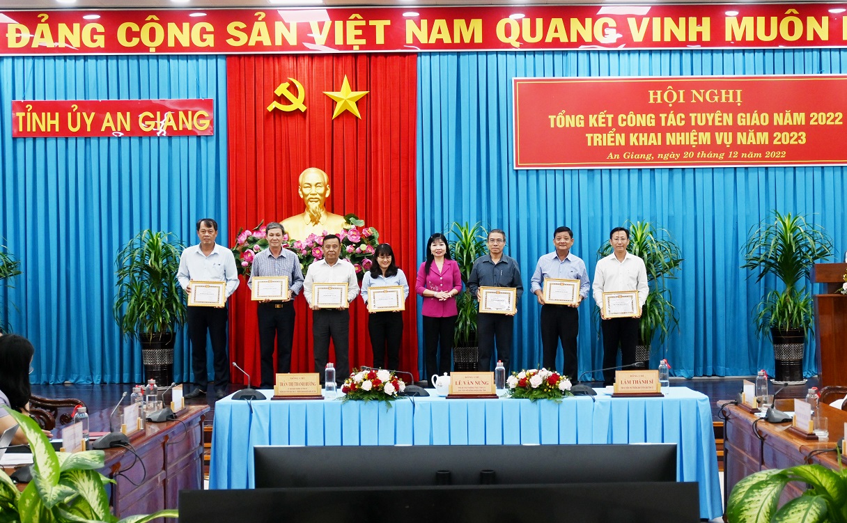 Hoi-nghi-tket-tg22-7.JPG