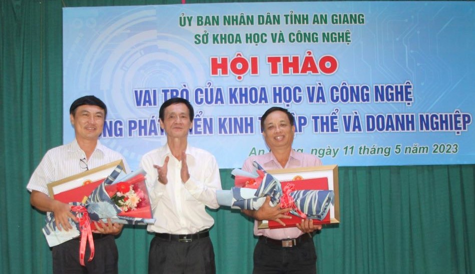 Hoi-thao-khcn23-3.jpg