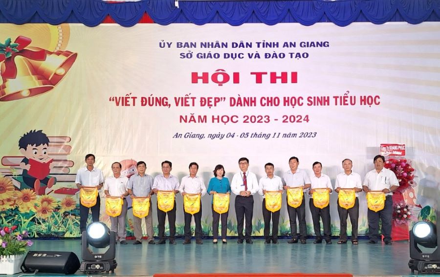 Hoi-thi-viet-dung-dep-th-1.jpg