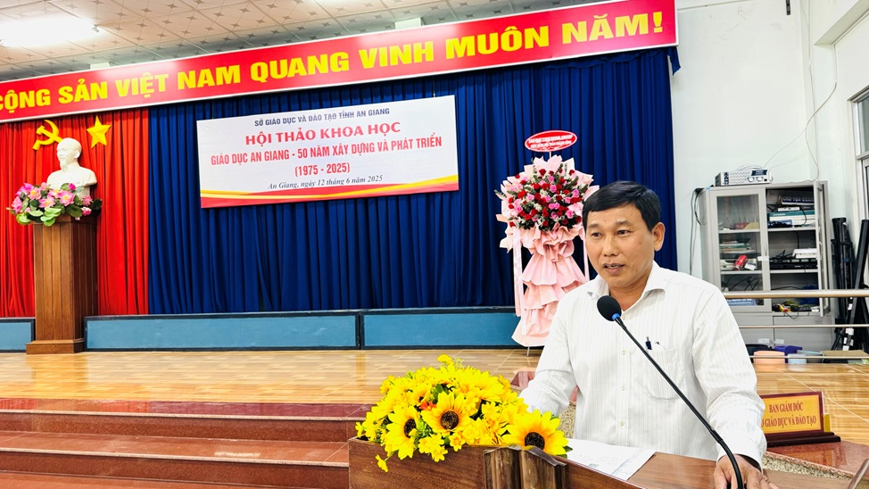 Hoithao-GD50nam-3.jpg