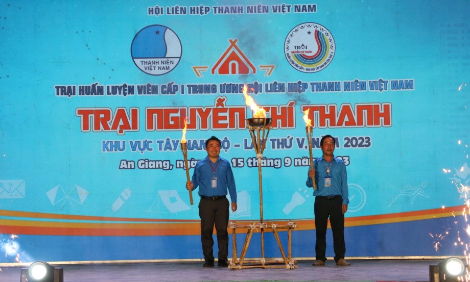 Hoitrai-TNB-23-5.jpg