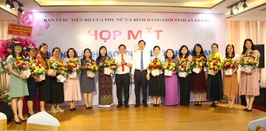 Hop-mat-ldnu24-5.jpg