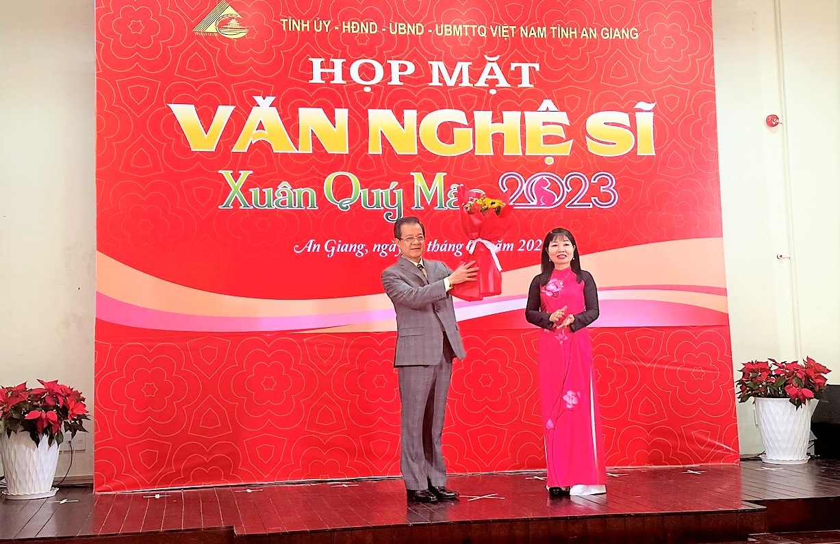 Hopmat-VNS23-3a.jpg
