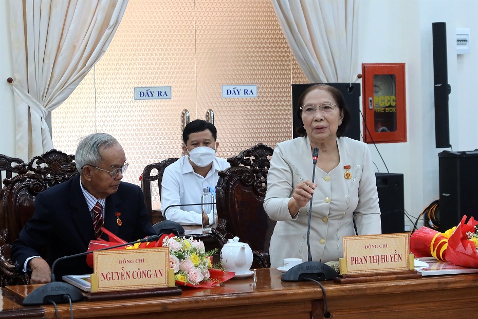Huy-hieu-Dang-dot-7-11-22-8a.JPG
