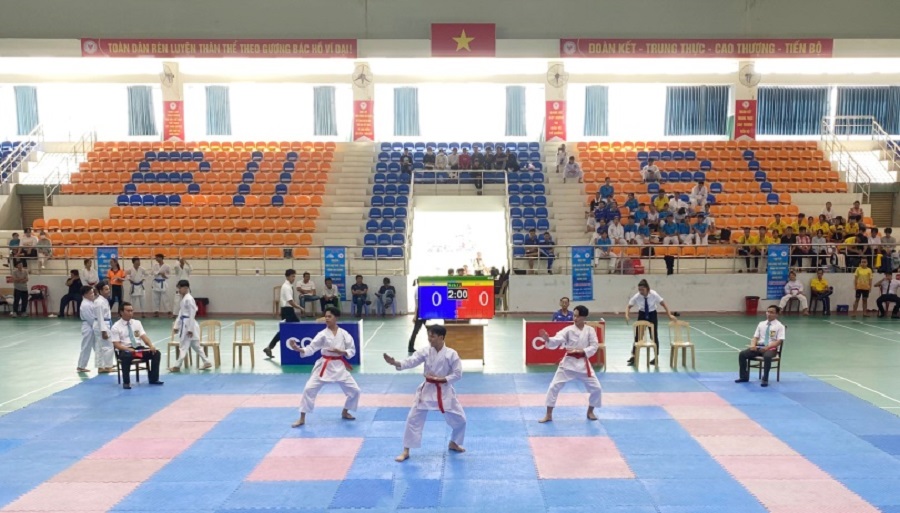 Khai-mac-Karatedo-2.jpg