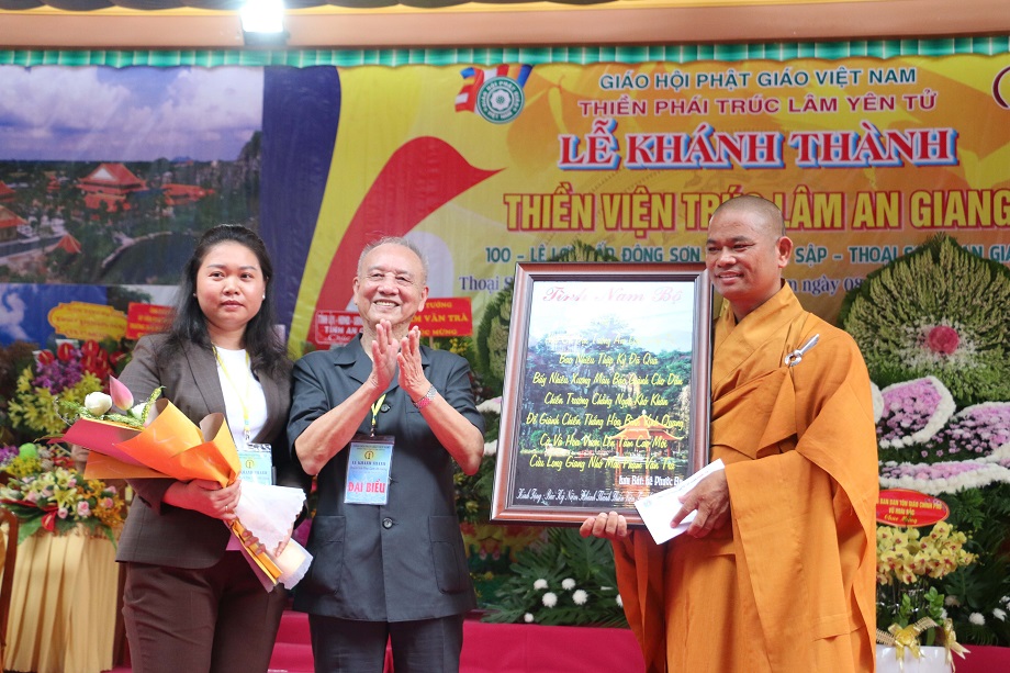 Khanhthanh-Thienvien-TrucLam-ag-3.jpg