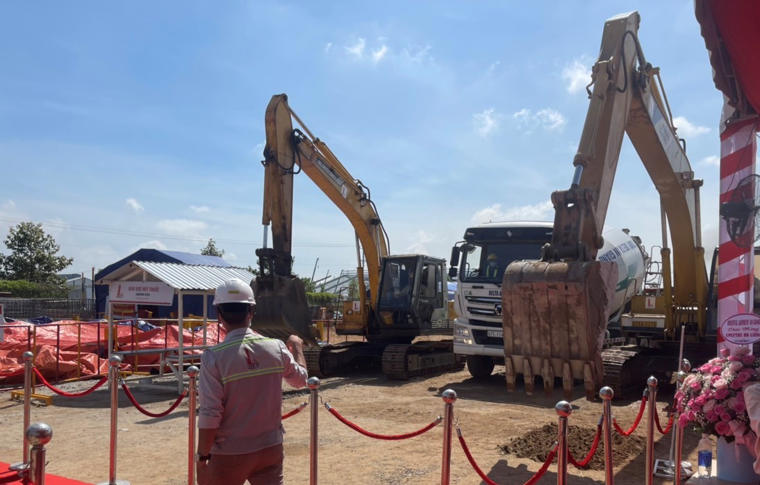 Khoicong-KCN-BH-2.jpg