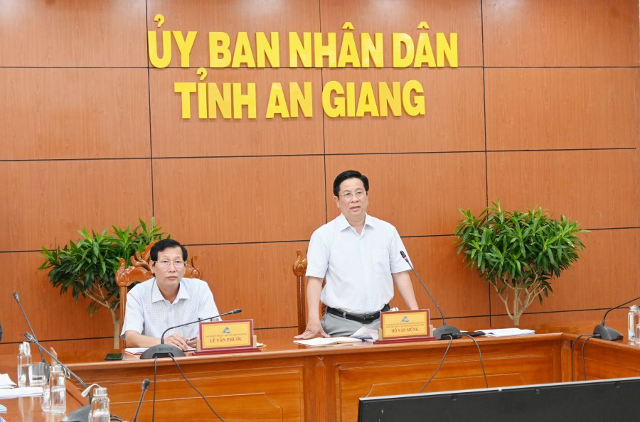 KinienKenh-VinhTe-200nam-1.jpg