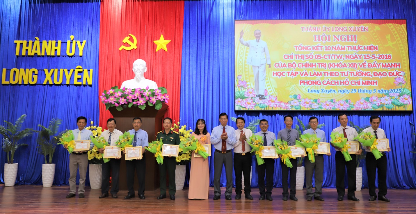 LX-hocBac-ventinh-2.jpg