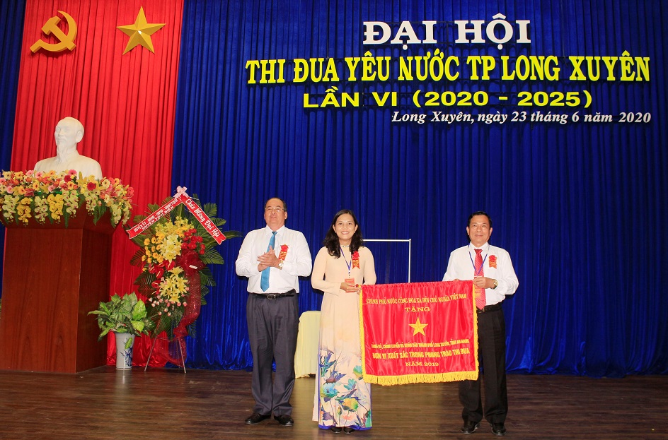 LX-thi-dua-yeu-nuoc-1.jpg