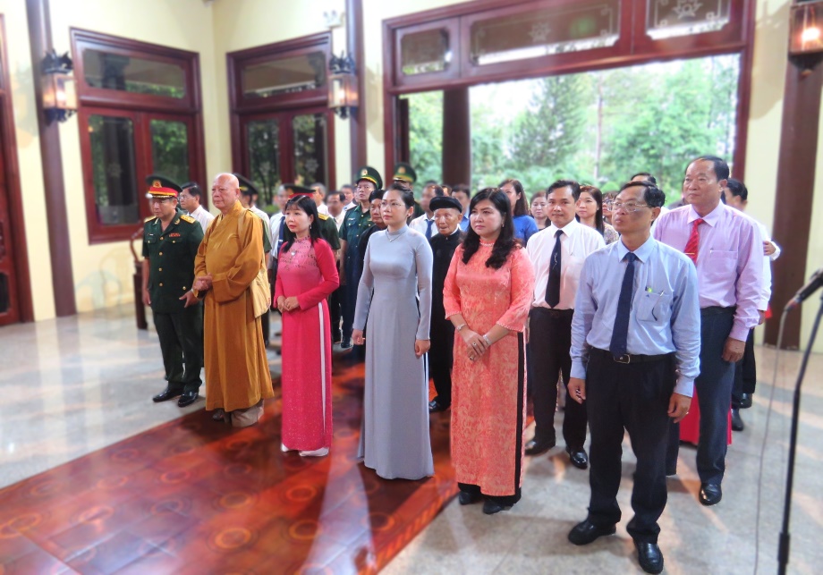 Le-baocong-BacTon-1.jpg