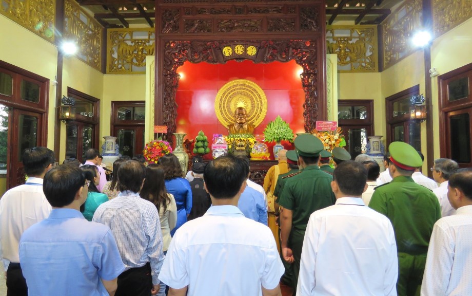 Le-baocong-BacTon-2.jpg