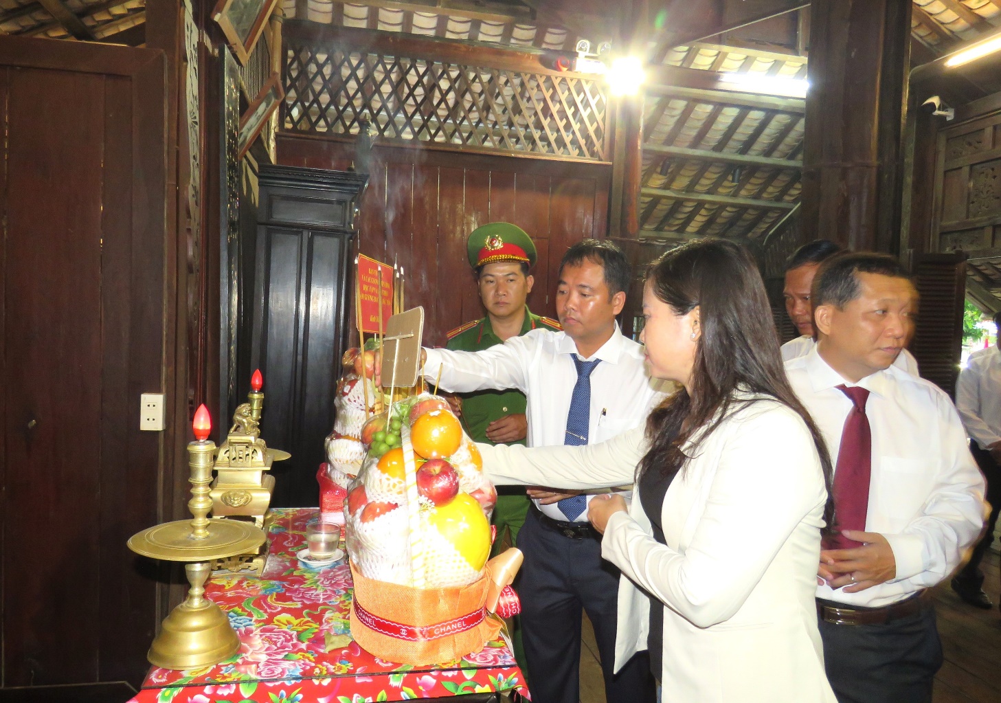 Le-baocong-BacTon-7.jpg
