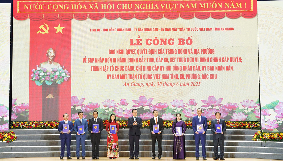 Le-congbo-thanhlap-ag-12.jpg