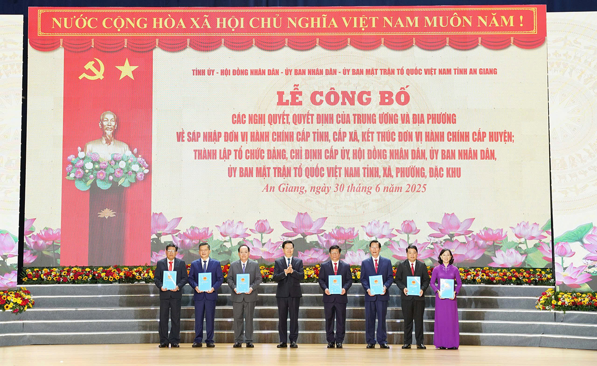 Le-congbo-thanhlap-ag-13.jpg