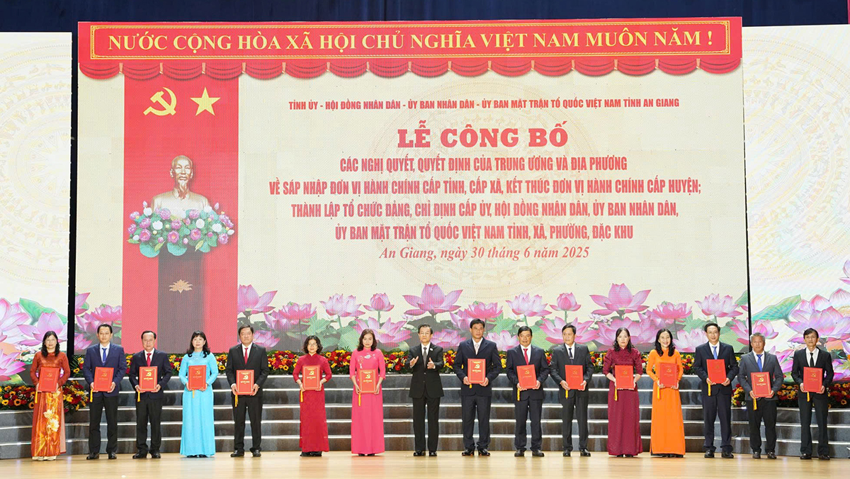 Le-congbo-thanhlap-ag-17.jpg