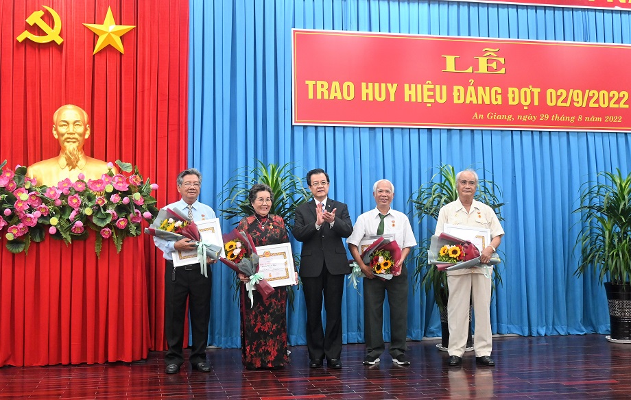 Le-trao-HHD-292022-12.jpg