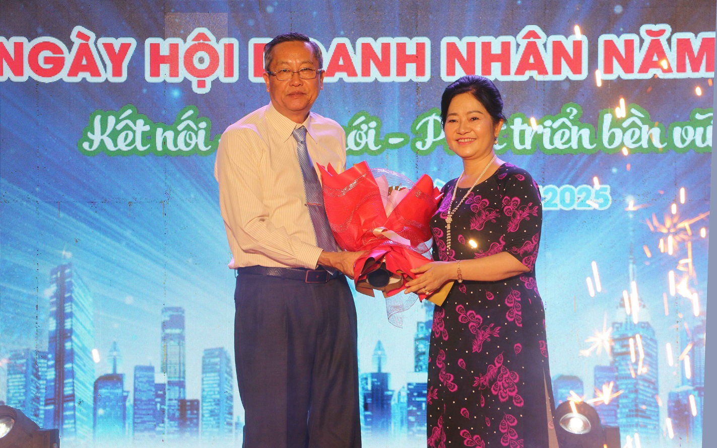 Ngayhoi-ketnoidn-3.jpg
