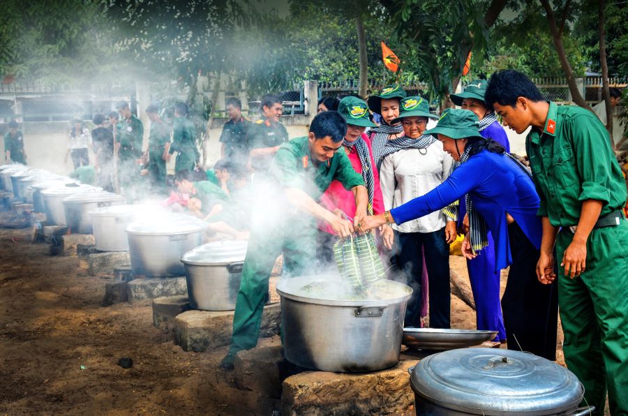 Noi banh tet QuanDan ( DANG HAI ).jpg