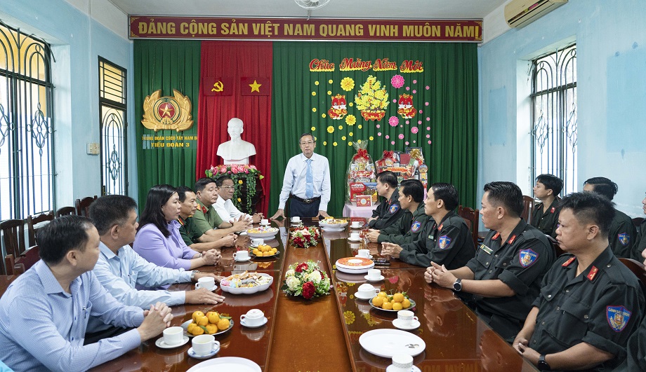 PBT-Nung-tham-quandoi22-1.jpg