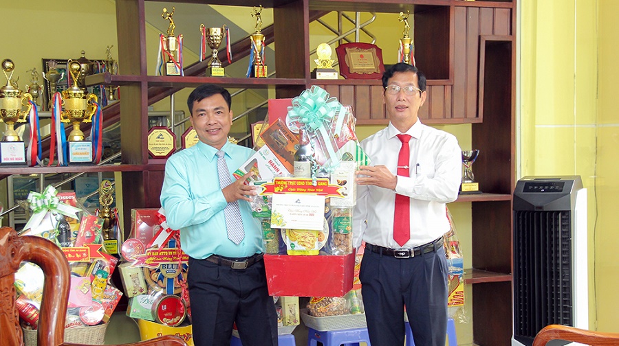 PCT-Phuoc-chuctet-dn-3.jpg