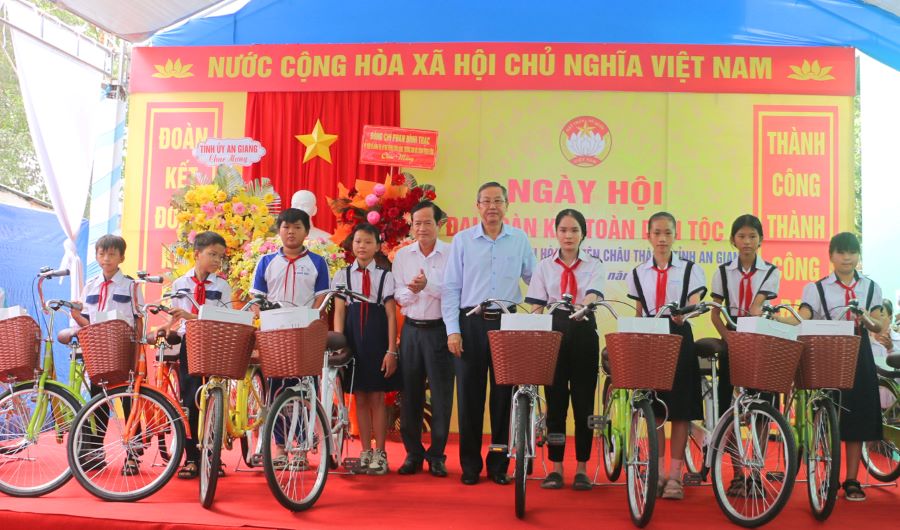 Phan-Dinh-Trac-du-DDK-ag-18.jpg