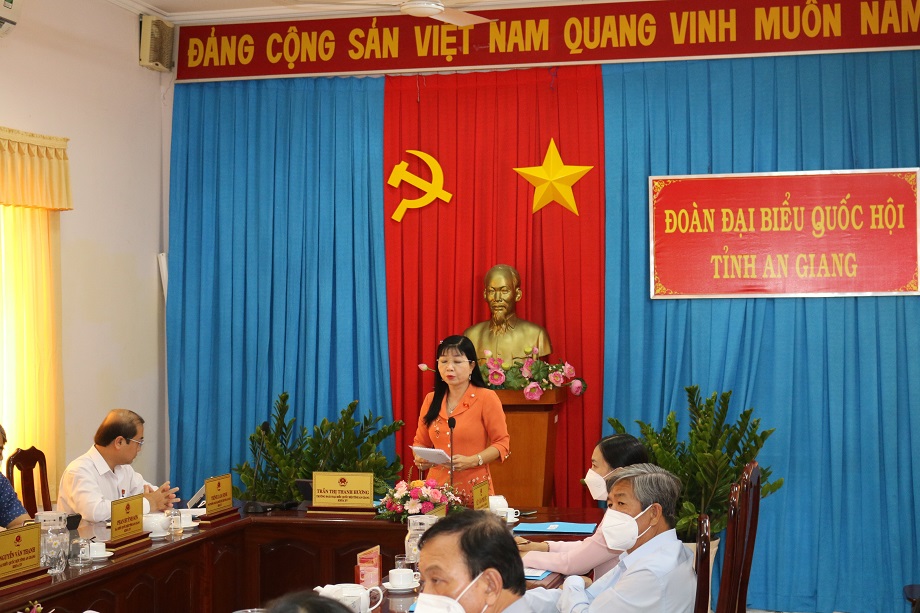 QH-hopchatvantt.jpg