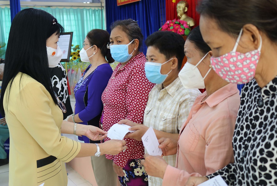 QH-tangqua-gdcs-1.jpg