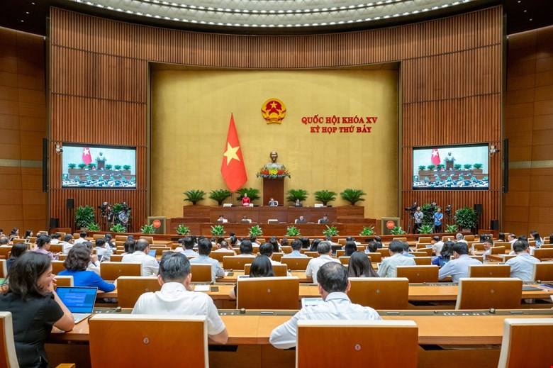 QH-thaoluanhoitruong-18-6-1.jpg