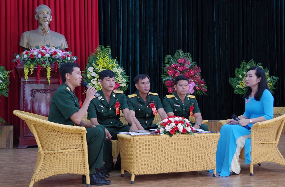 QS-tinh-khen-2.jpg